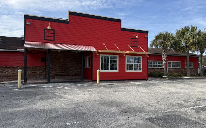 Pictures of Retail property located at 10840 Harts Rd, Jacksonville, FL 32218 for lease - image #1