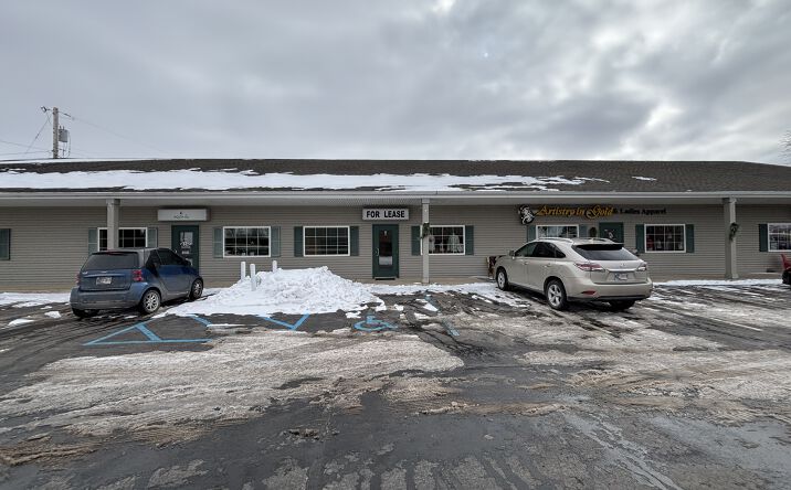 Pictures of Office, Retail property located at 225 N Main St, North Webster, IN 46555 for lease - image #1