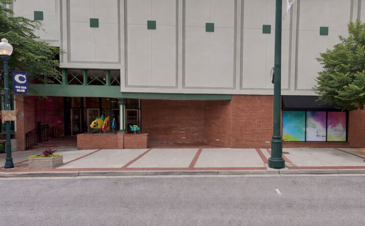 Pictures of Retail property located at 19 W Main St, Christiansburg, VA 24073 for lease - image #1