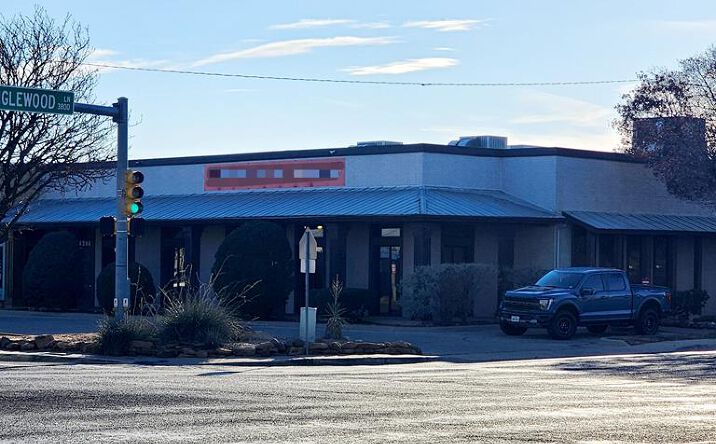 Pictures of Office property located at 4200 Maple Ave, Odessa, TX 79762 for lease - image #1