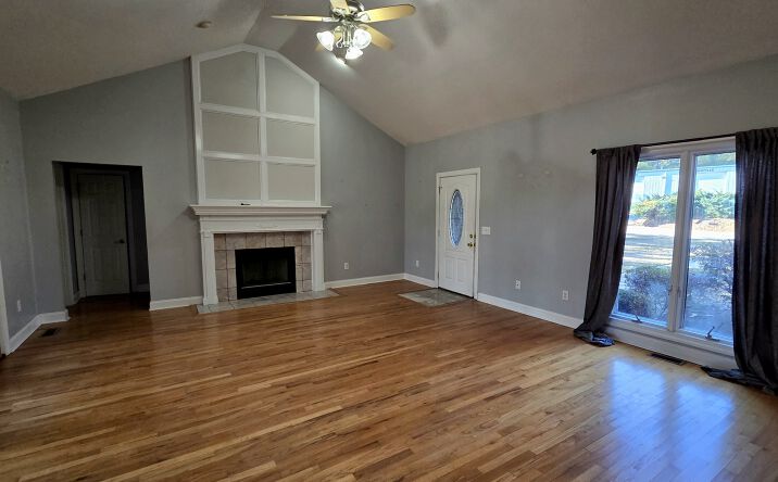 Pictures of Retail, Office, Special Purpose property located at 113 Quiet Cove Rd, Mooresville, NC 28117 for lease - image #1