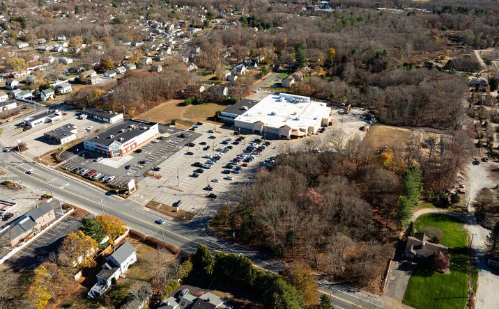Pictures of Retail, Land property located at 1477 Newman Ave, Seekonk, MA 02771 for lease - image #1