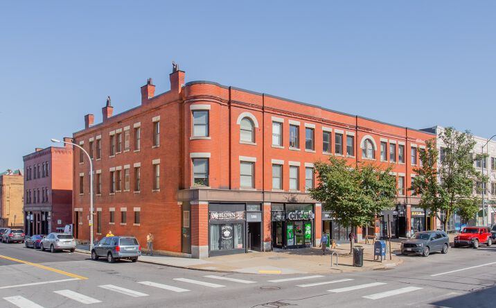 Pictures of Office property located at 5907 Penn Ave, Pittsburgh, PA 15206 for lease - image #1