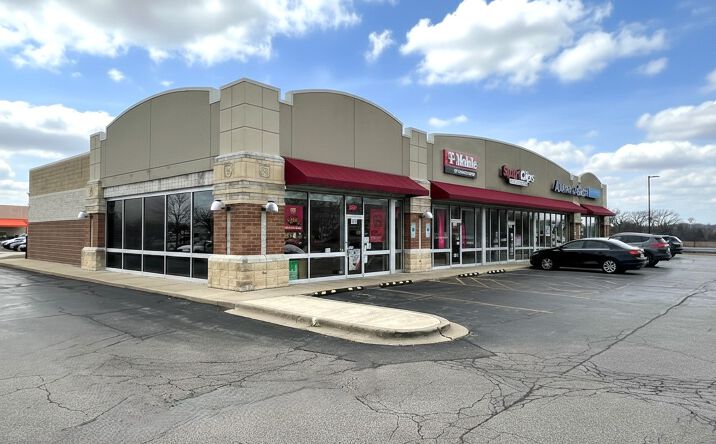 Pictures of Retail property located at 2445 N Richmond Road, McHenry, IL 60051 for lease - image #1