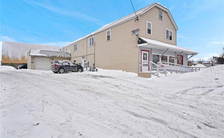 Pictures of Office property located at 1064 Harlem Rd, Cheektowaga, NY 14227 for lease - image #1