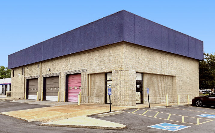 Pictures of Retail property located at 7999 Wadsworth Blvd, Arvada, CO 80003 for lease - image #1
