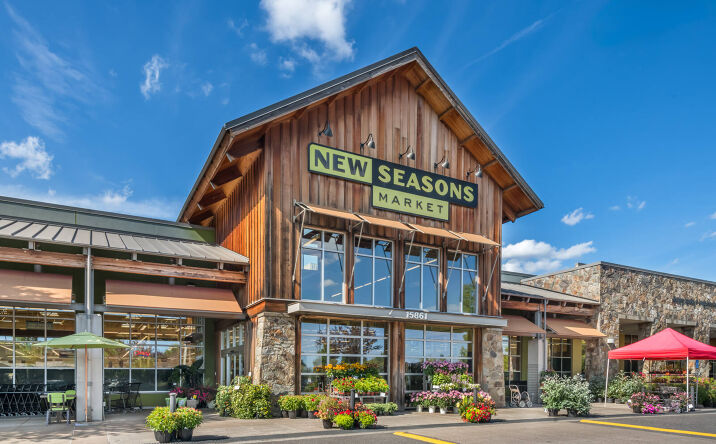 Pictures of Retail, Restaurant property located at 15639 SE Sunnyside Rd, Happy Valley, OR 97086 for lease - image #1