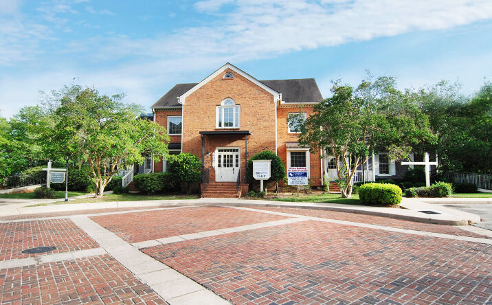 Pictures of Office property located at 3375d Capital Cir NE, Tallahassee, FL 32308 for lease - image #1