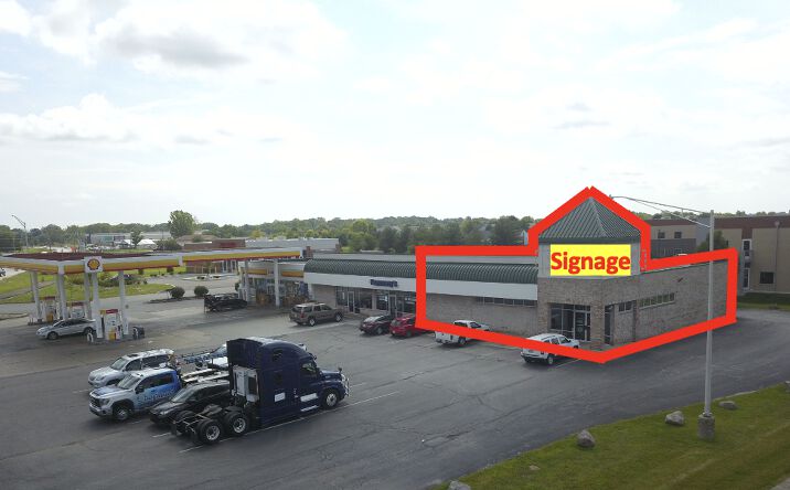 Pictures of Retail property located at 1447 E Main St, Brownsburg, IN 46112 for lease - image #1