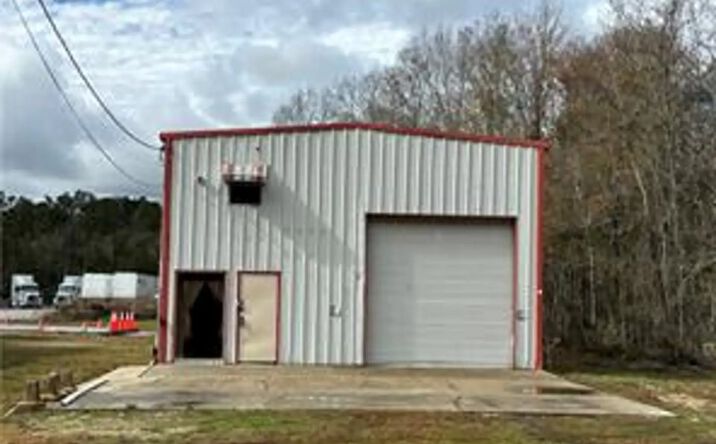 Pictures of Industrial property located at 49297 US-51, Tickfaw, LA 70466 for lease - image #1