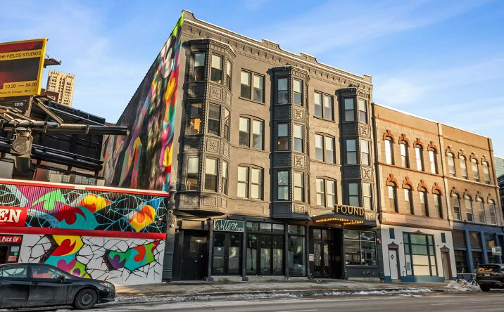 Pictures of Retail, Restaurant property located at 613 N Wells St, Chicago, IL 60654 for lease - image #1