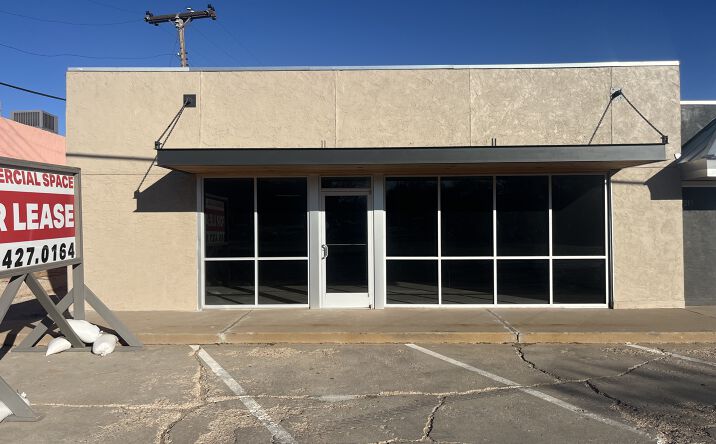Pictures of Retail, Office, Special Purpose property located at 2213 University Ave, Lubbock, TX 79410 for lease - image #1