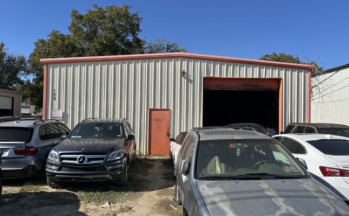 Pictures of Industrial property located at 109 Industrial Dr, Kennedale, TX 76060 for lease - image #1