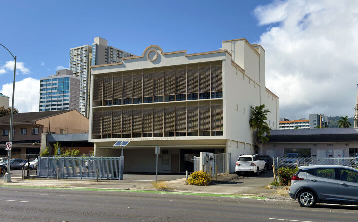 Pictures of Office property located at 1654 S King St, Honolulu, HI 96826 for lease - image #1