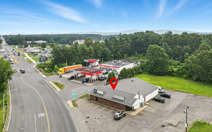 Pictures of Retail property located at 427 N Elm St, Westfield, MA 01085 for lease - image #1