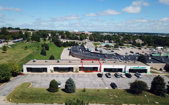 Pictures of Office property located at 9720 Park Dr, Omaha, NE 68127 for lease - image #1