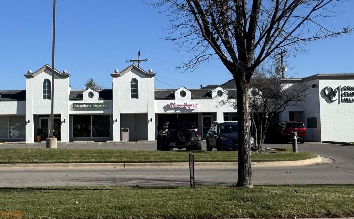 Pictures of Retail, Office property located at 7542 Berkley Ave, Oklahoma City, OK 73116 for lease - image #1