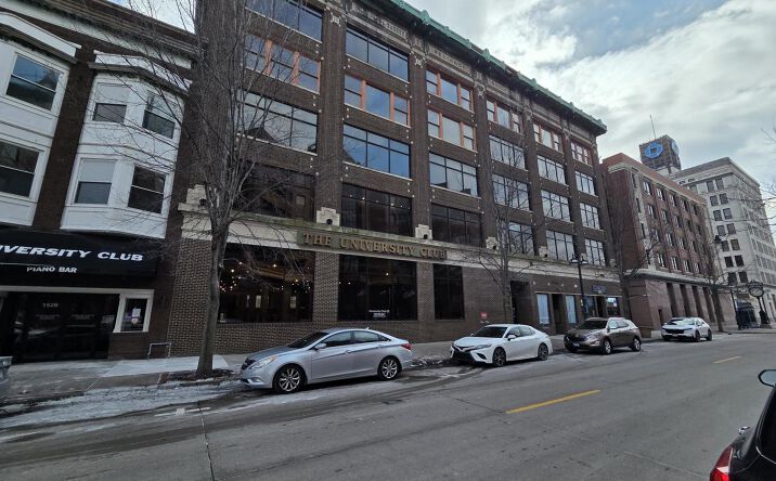 Pictures of Office property located at 1514 5th Avenue 301, Moline, IL 61265 for lease - image #1