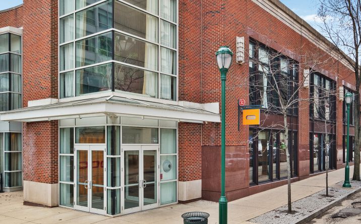 Pictures of Restaurant property located at 3636 Sansom St, Philadelphia, PA 19104 for lease - image #1