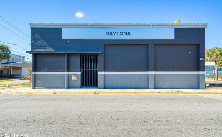 Pictures of Industrial, Office, Retail property located at 566 Ballough Road, Daytona Beach, FL 32114 for lease - image #1