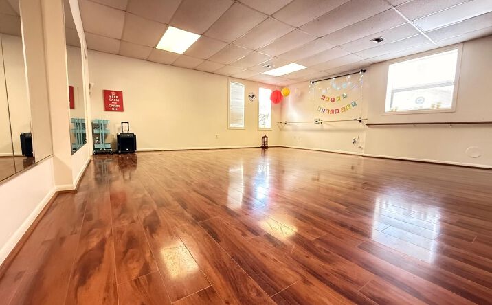 Pictures of Office, Land property located at 2385 S Huron Parkway, Ann Arbor, MI 48104 for lease - image #1