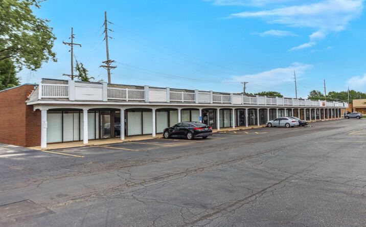 Pictures of Retail property located at 10251 Lincoln Trail, Fairview Heights, IL 62208 for lease - image #1