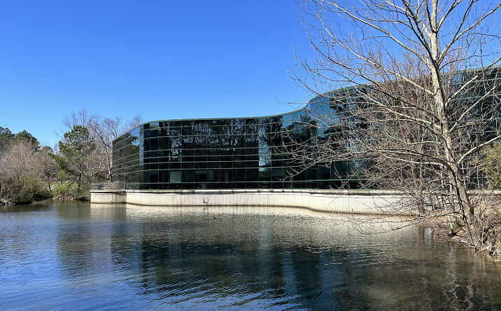 Pictures of Office property located at 4301 Dominion Blvd, Glen Allen, VA 23060 for lease - image #1