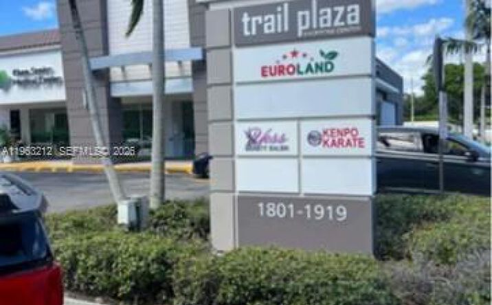 Pictures of Retail property located at 1803 W Hillsboro Blvd # 1803, Deerfield Beach, FL 33442 for lease - image #1