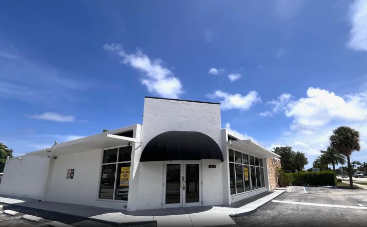 Pictures of Retail property located at 3198 N Federal Hwy, Boca Raton, FL 33431 for lease - image #1