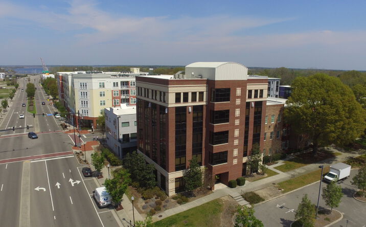 Pictures of Office property located at 720 N 3rd St, Wilmington, NC 28401 for lease - image #1