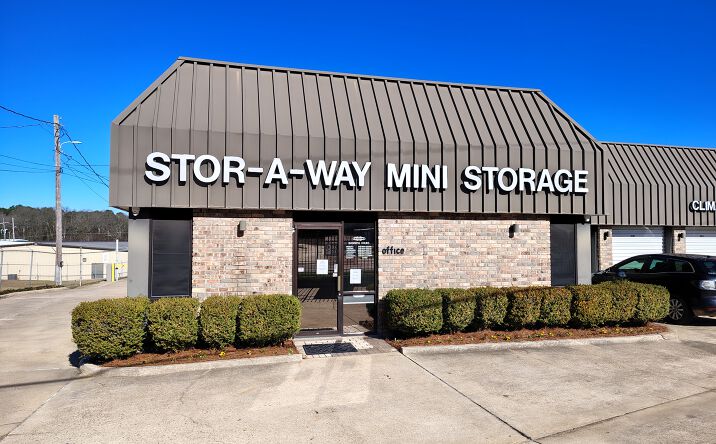Pictures of Retail, Office property located at 915 E Georgia Ave, Ruston, LA 71270 for lease - image #1