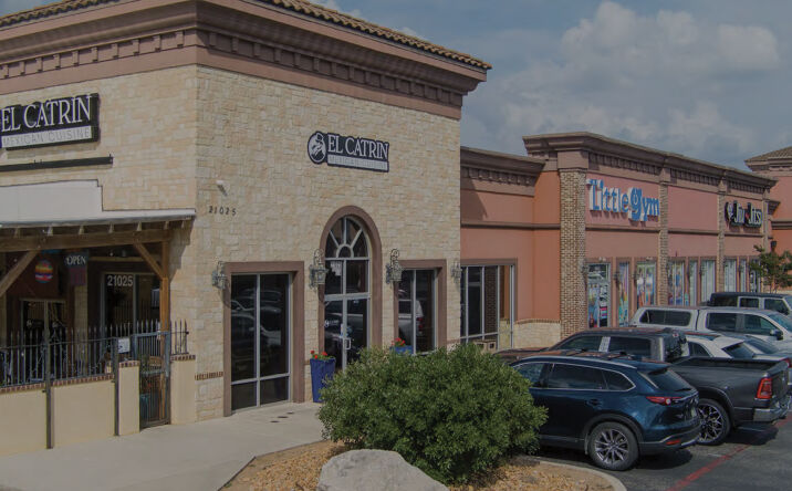 Pictures of Retail property located at 21044 U.S. Hwy 281 N, San Antonio, TX 78258 for lease - image #1