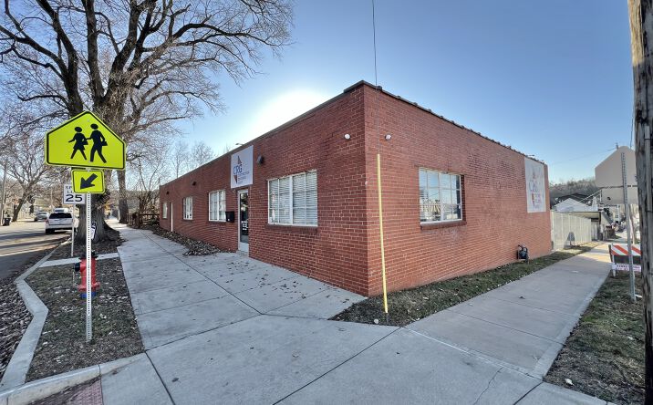 Pictures of Office property located at 2700 Jarboe St, Kansas City, MO 64108 for lease - image #1