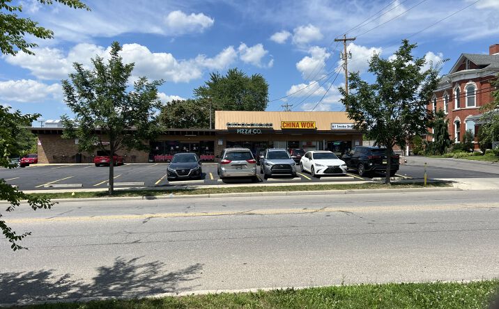 Pictures of Retail, Restaurant property located at 306 E 5th St, Marysville, OH 43040 for lease - image #1