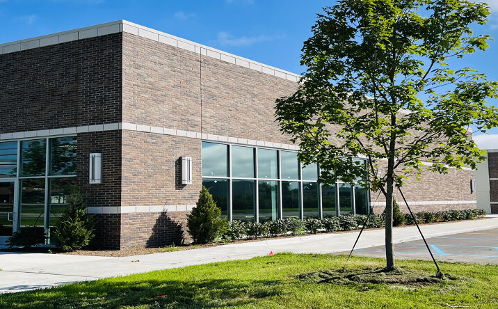 Pictures of Industrial property located at 51330-51372 Schoenherr Rd, Shelby Township, MI 48315 for lease - image #1