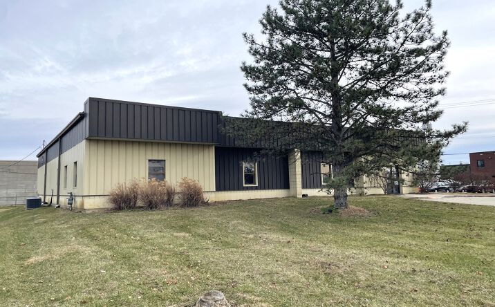 Pictures of Industrial property located at 8550 Bilstein Blvd, Hamilton, OH 45015 for lease - image #1