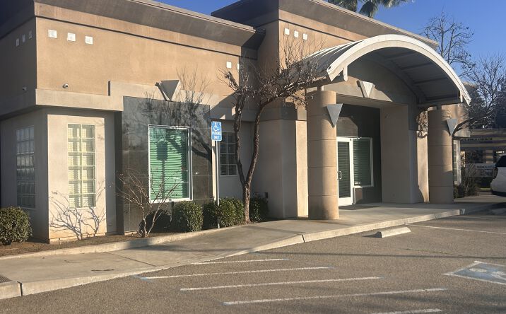 Pictures of Office property located at 7061 N Whitney Ave, Fresno, CA 93720 for lease - image #1