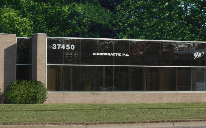 Pictures of Office property located at 37450 Garfield Rd, Clinton Township, MI 48036 for lease - image #1