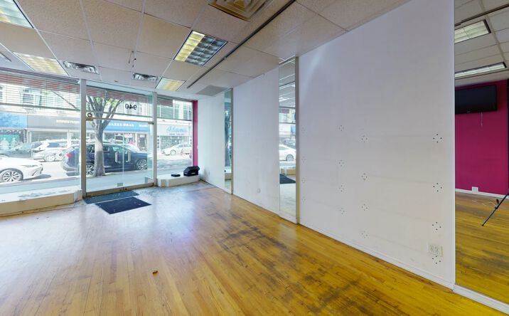 Pictures of Retail property located at 940 Kings Hwy, Brooklyn, NY 11223 for lease - image #1