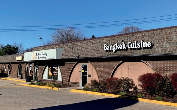 Pictures of Retail property located at 25215 - 25217 Gratiot Ave, Roseville, MI 48066 for lease - image #1