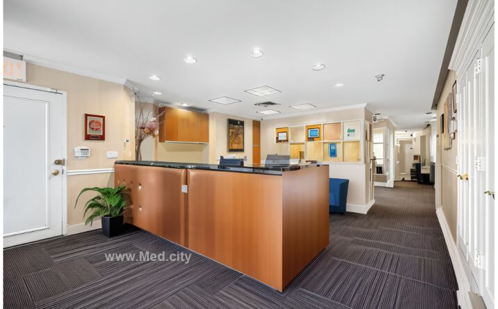 Pictures of Retail, Office property located at 401 E 55th St, New York, NY 10022 for lease - image #1