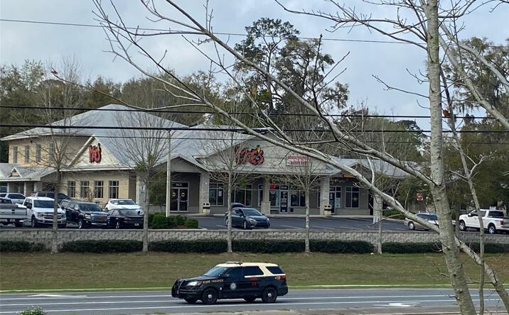 Pictures of Retail property located at 15634 NW Us Highway 441 , D, Alachua, FL 32615 for lease - image #1