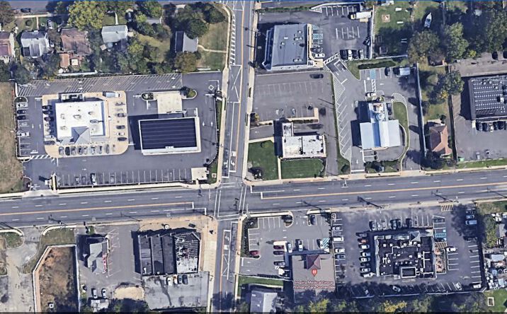 Pictures of Retail property located at 2 S White Horse Pike, Somerdale, NJ 08084 for lease - image #1