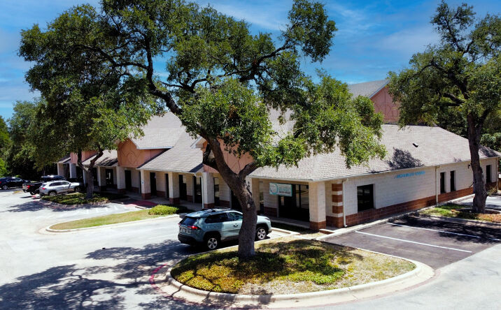 Pictures of Retail, Office property located at 5811 W William Cannon Dr, Austin, TX 78749 for lease - image #1