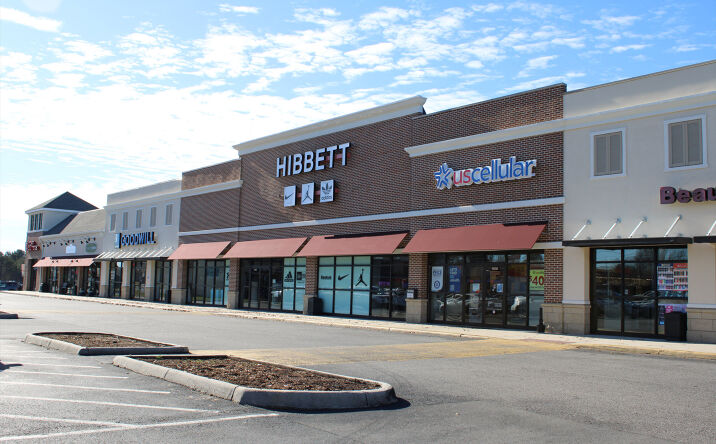 Pictures of Retail, Office property located at 1403-1439 S. Main Street, Farmville, VA 23901 for lease - image #1