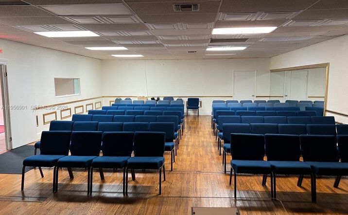 Pictures of Special Purpose property located at 7573 W Oakland Park Blvd, Lauderhill, FL 33319 for lease - image #1