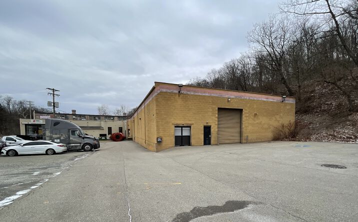Pictures of Industrial property located at 1301 Saw Mill Run Blvd, Pittsburgh, PA 15226 for lease - image #1