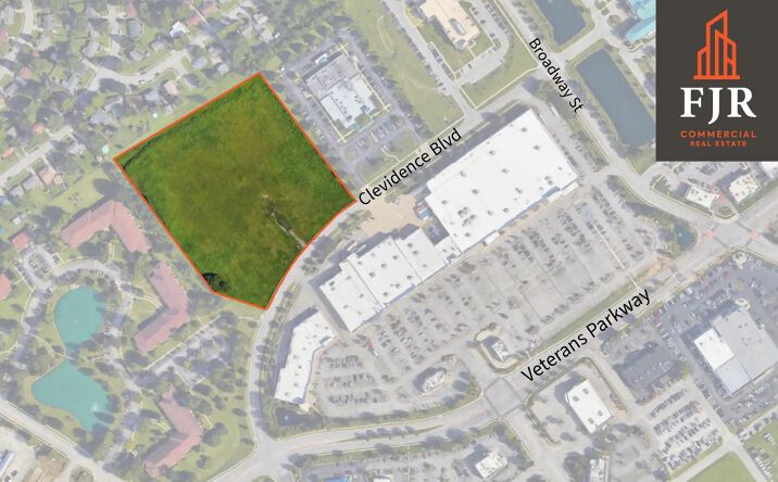 Pictures of Land property located at Clevidence Blvd, Clarksville, IN 47129 for lease - image #1