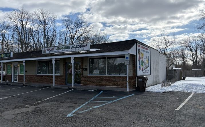 Pictures of Retail property located at 748 Bound Brook Rd, Middlesex, NJ 08846 for lease - image #1
