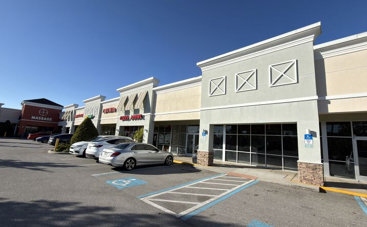 Pictures of Retail property located at 6125 Westwood Blvd, Orlando, FL 32821 for lease - image #1